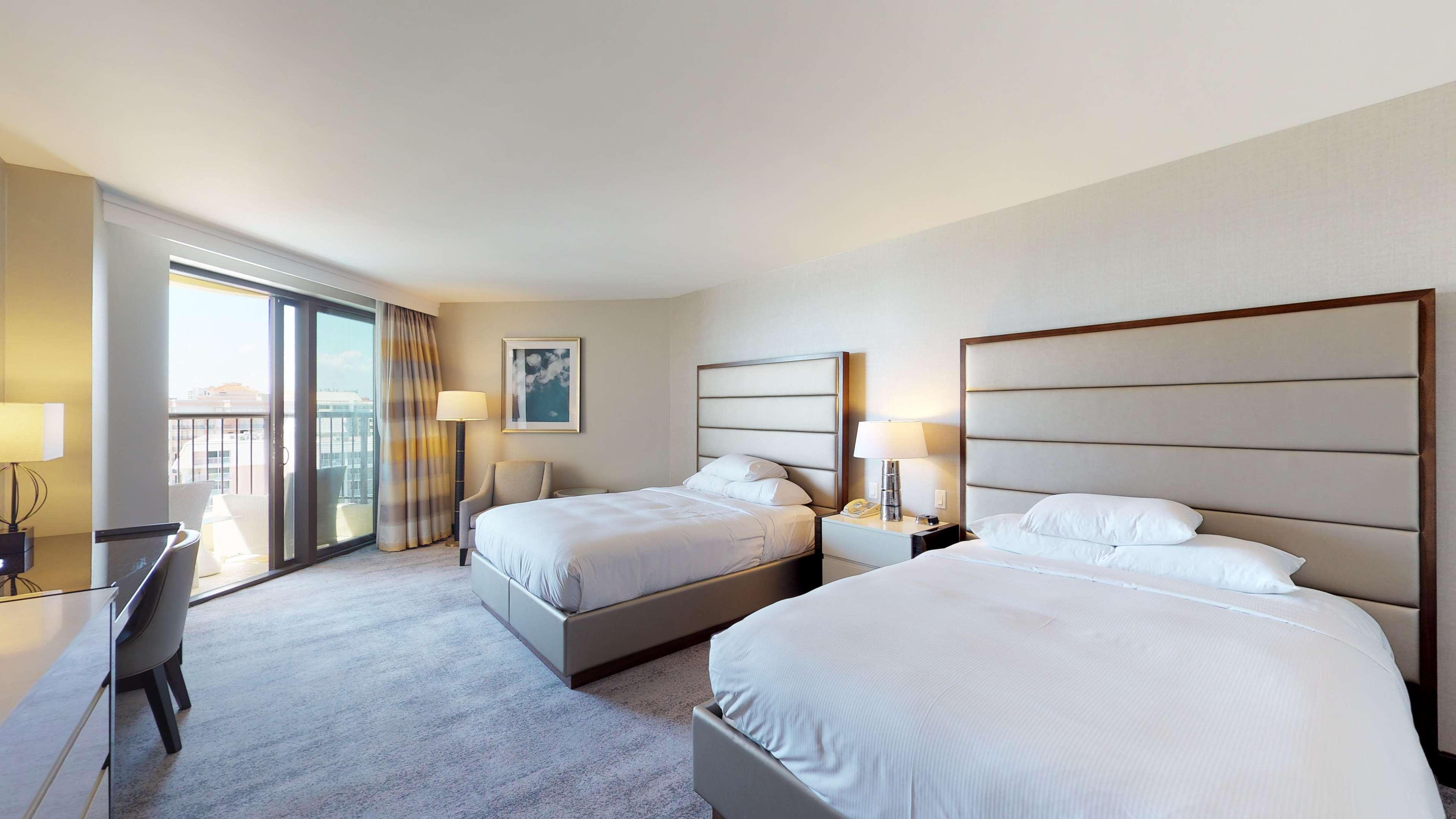 Hilton Marco Island Beach Resort And Spa Εξωτερικό φωτογραφία