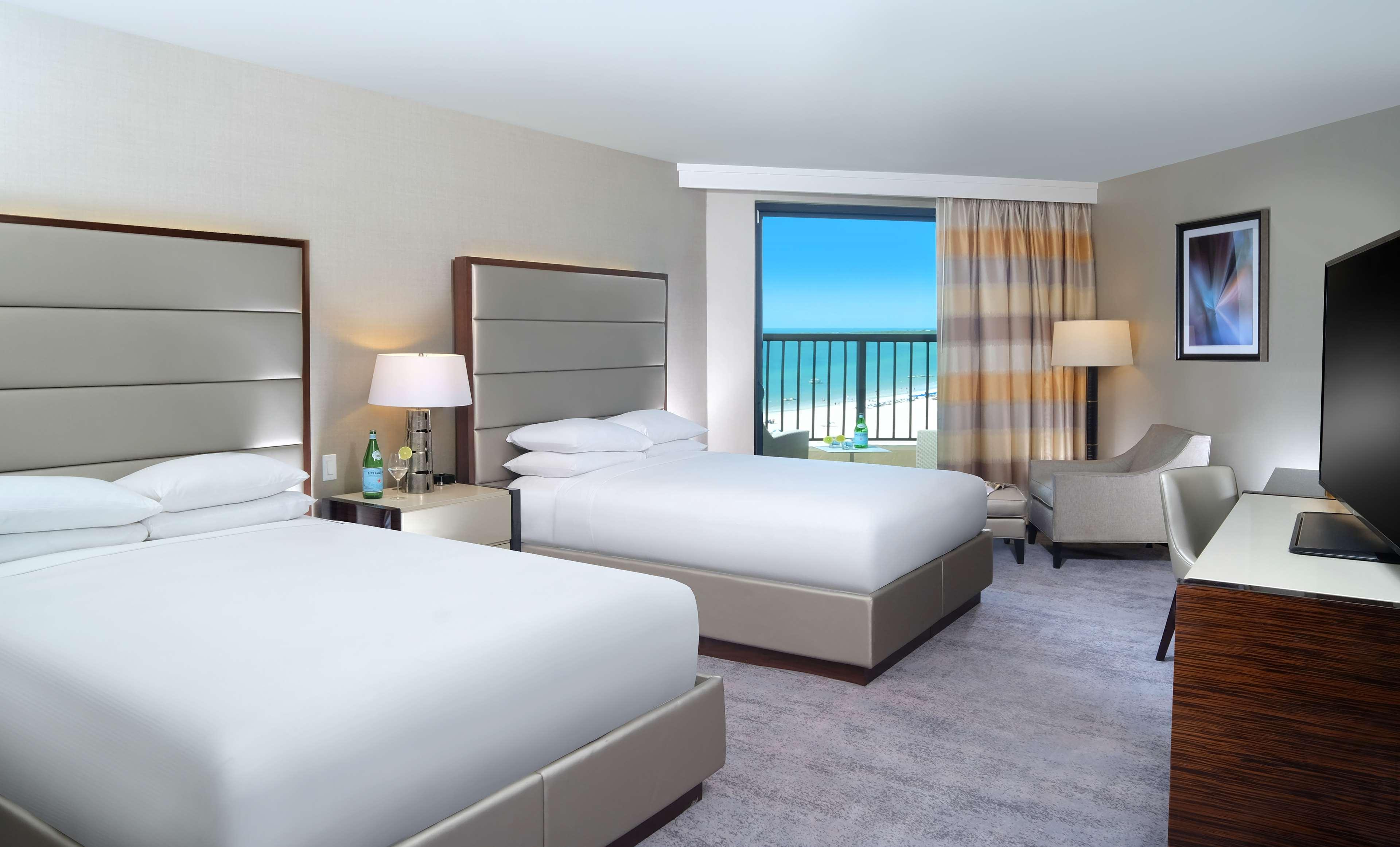 Hilton Marco Island Beach Resort And Spa Εξωτερικό φωτογραφία